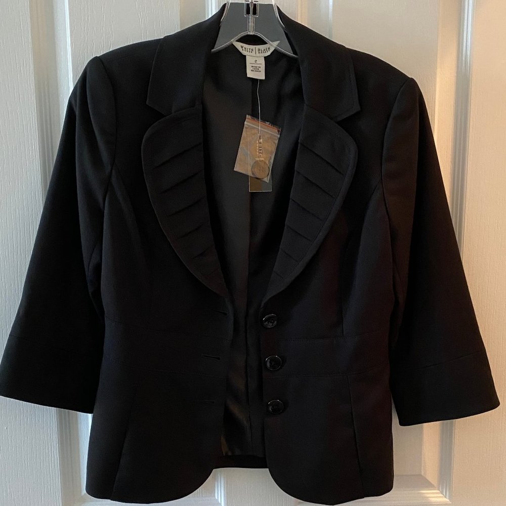 White House Black Market Cropped Black Jacket - Size 2 NWT